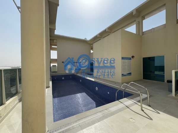 {i.property_images.first.image.alt}}