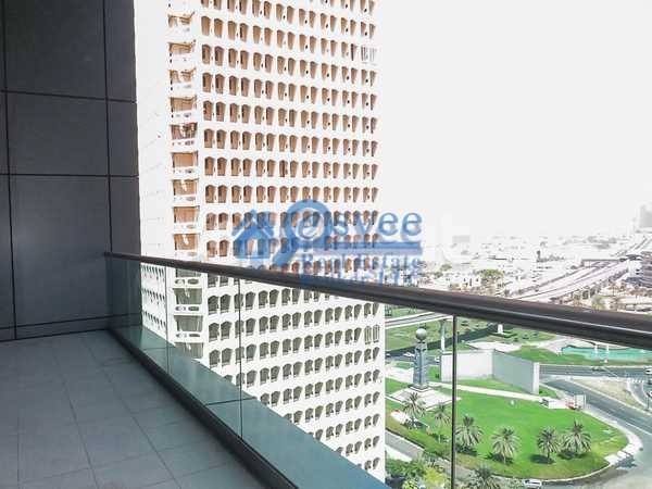 {i.property_images.first.image.alt}}