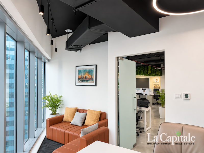 PRIME LOCATIN | WELL-MAINTAINED | READY TO MOVE IN