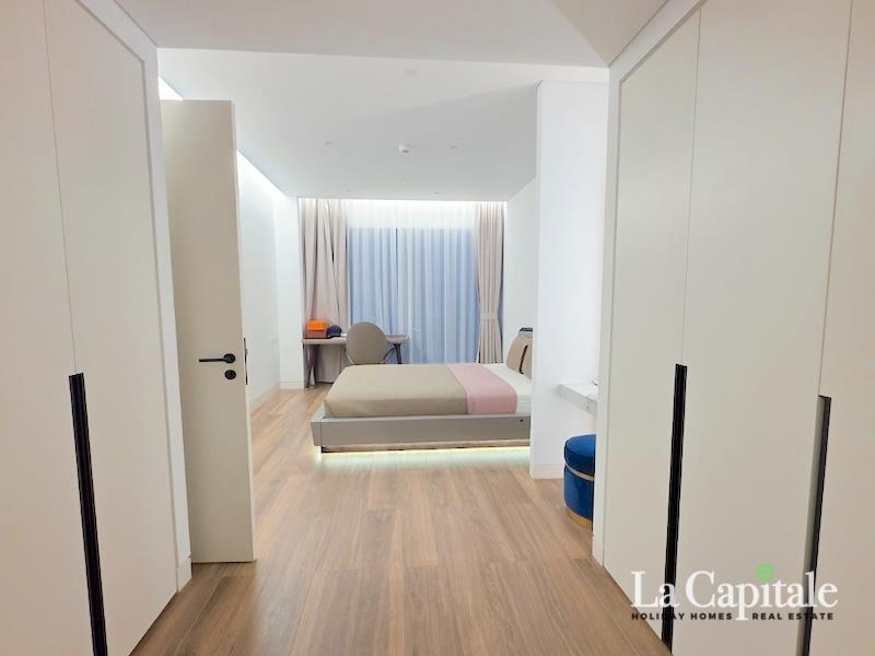 FULLY FURNISHED | VERY HIGH FLOOR | MEADOWS VIEW