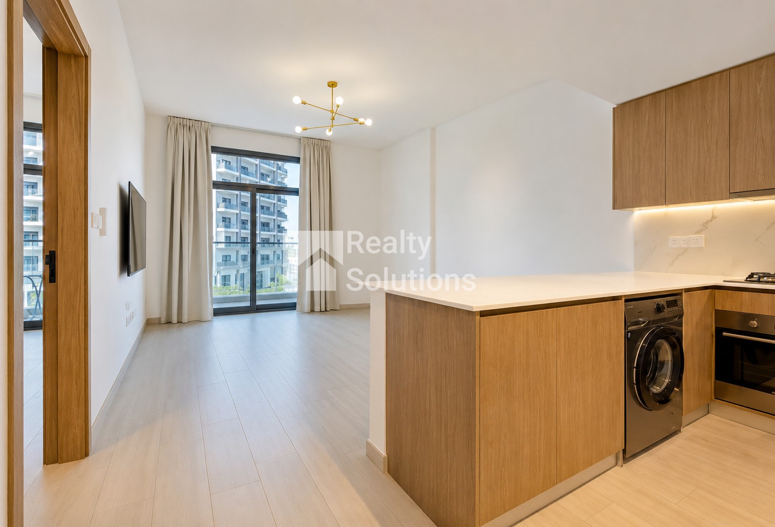 Vacant I Elegant 1BR | Spacious | Fully Furnished | Pool View