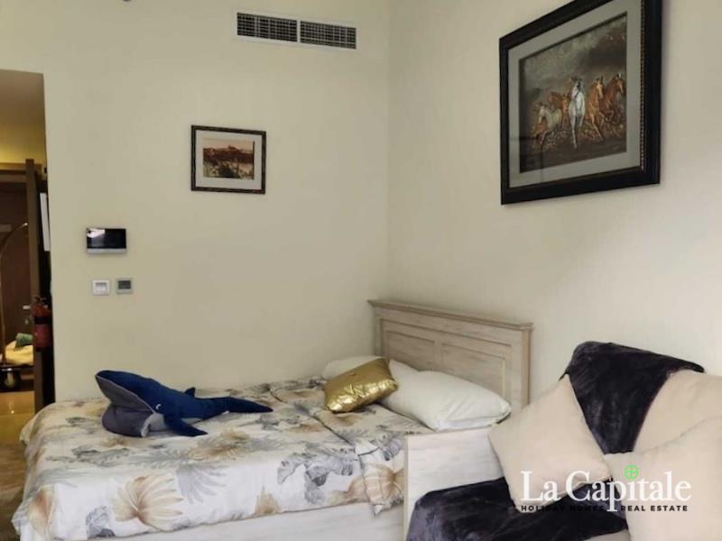 FULLY FURNISHED | READY TO MOVE | CHILLER FREE