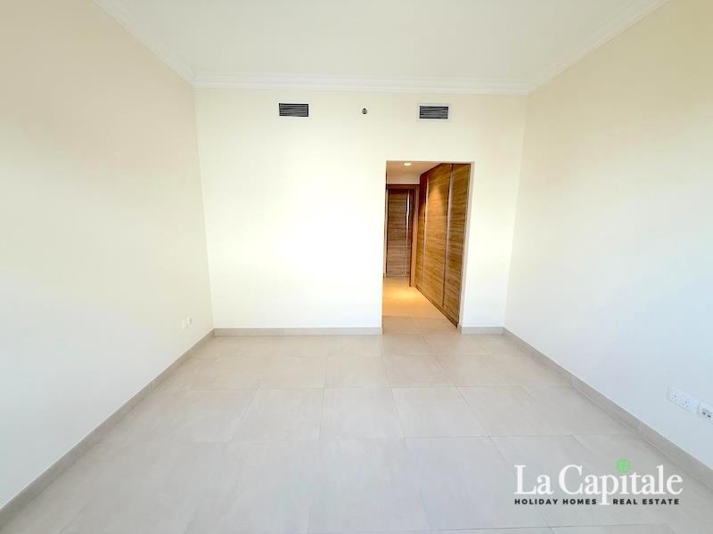 EXCLUSIVE | FACING GARDEN | WELL-MAINTAINED