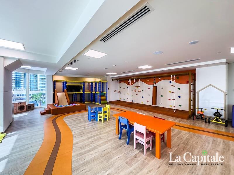 WELL-MAINTAINED | PRIME LOCATION | FURNISHED