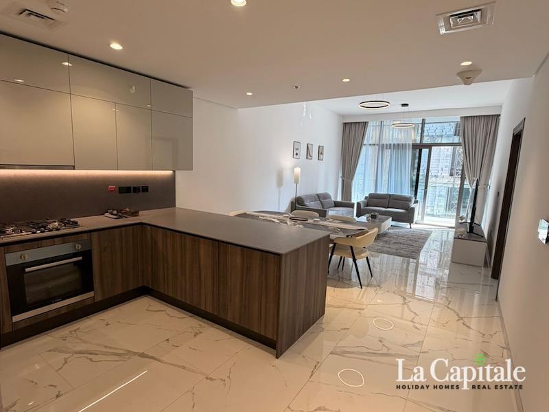 READY TO MOVE | FULLY FURNISHED | PRIME LOCATION