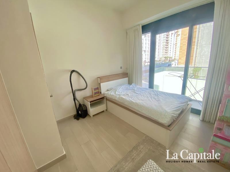 FULLY FURNISHED | READY TO MOVE | CHILLER FREE