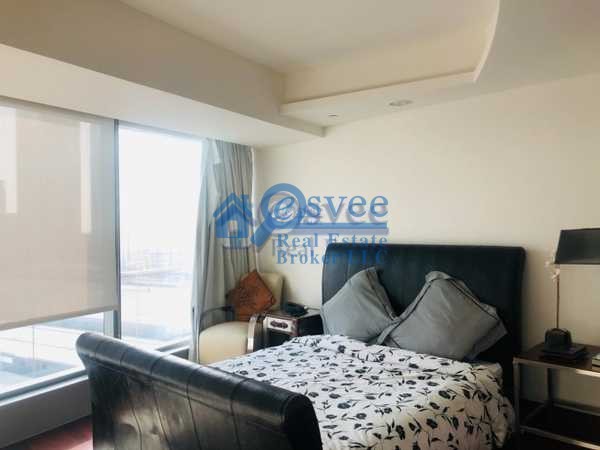 {i.property_images.first.image.alt}}