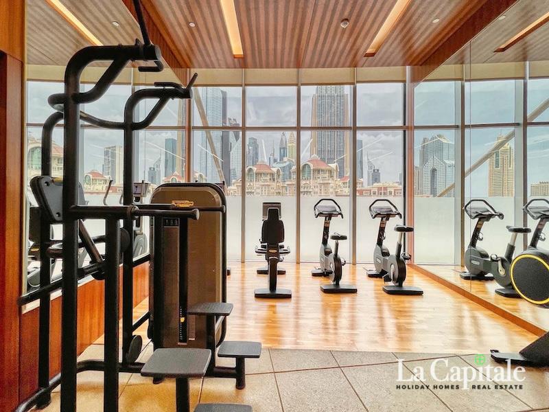 BURJ KHALIFA VIEW | FURNISHED | LUXURY LIVING