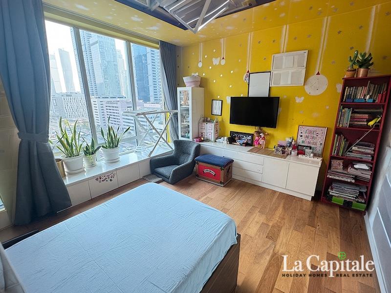 LINKED TO GATE AVENUE | 3BR + MAIDS | READY TO MOVE