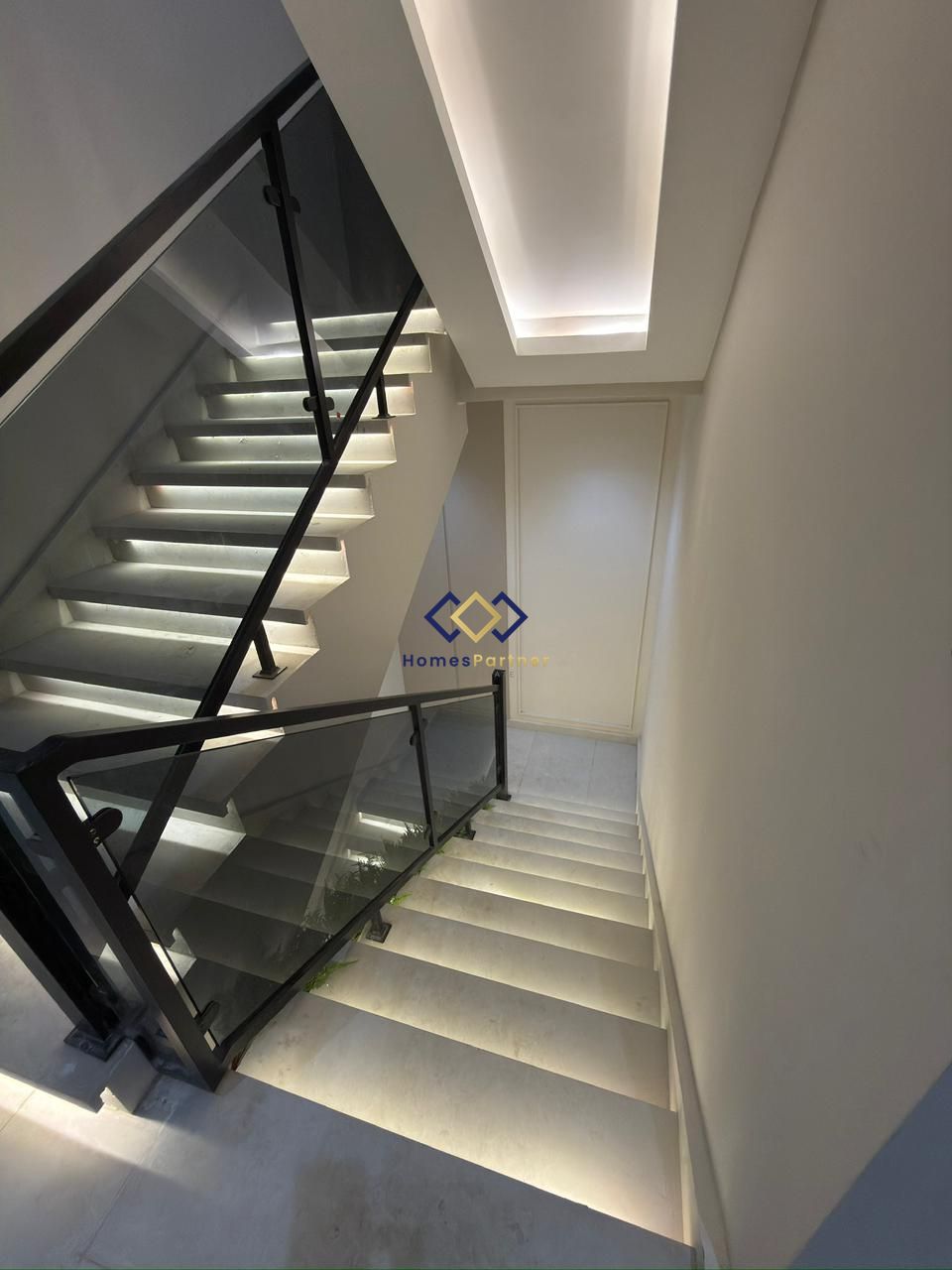 4 slide