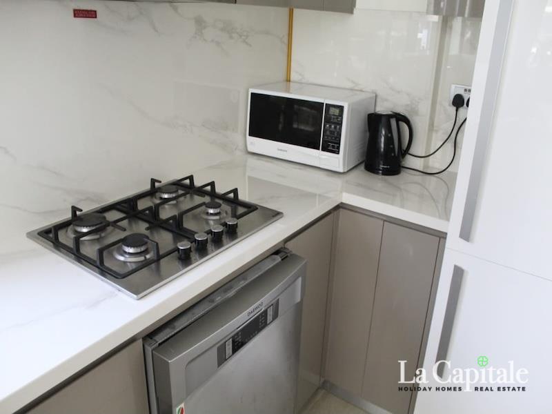CHILLER INCLUDED | POOL VIEW | FURNISHED | VACANT