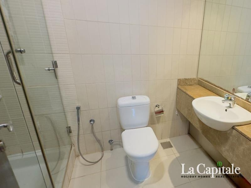 GOOD INVESTMENT | PRIME LOCATION | GENUINE RESALE