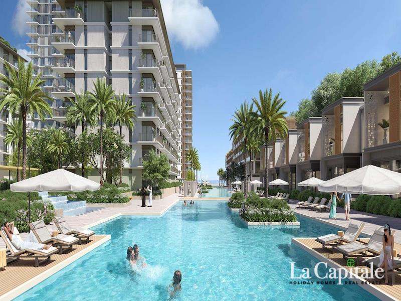 WATERFRONT | LUXURIOUS DESIGN | PRIME LOCATION
