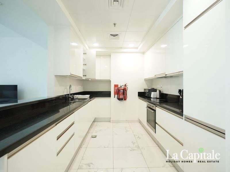 LUXURIOUS 3-BEDROOM RESIDENCE IN THE HEART OF DUBAI